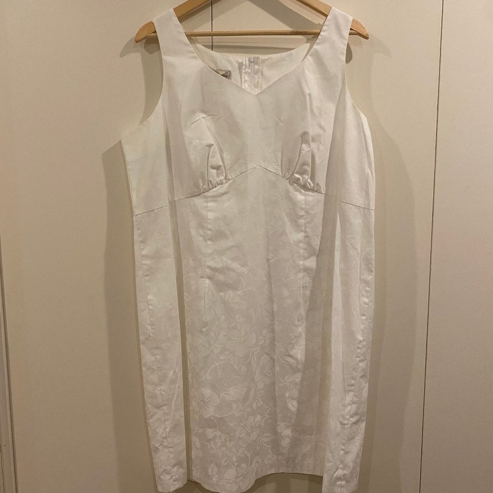 SOLD Hilo Hattie Floral White Dress